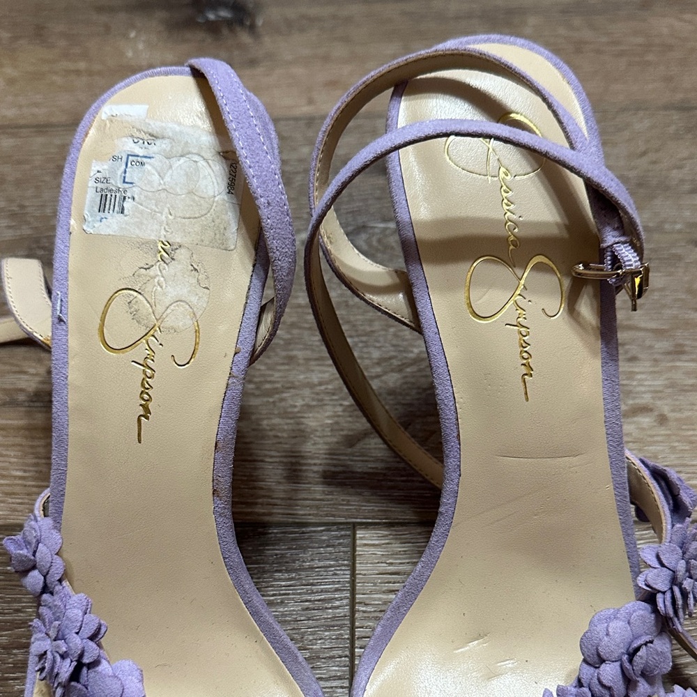 Jessica Simpson Lavender Floral Heels - Picture 2 of 5